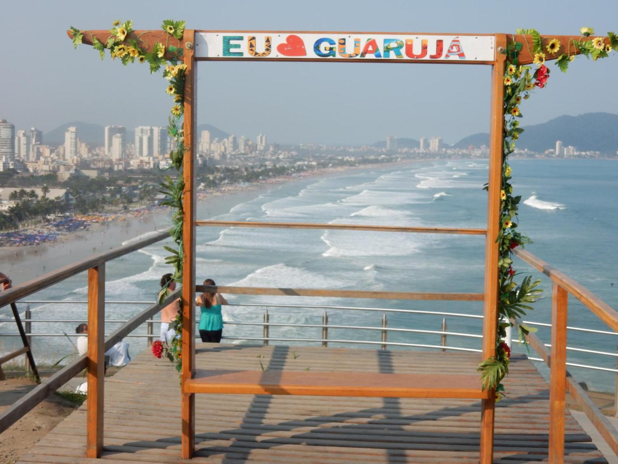 Casa Sete Enseada Ar Cond Suite E Estacionamento Gratis E Uma Otima Localizacao Na Enseada Guaruja Bagian luar foto